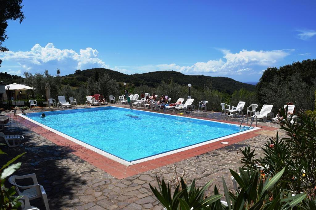 Divacamp Glamping Resort Campiglia Marittima Kültér fotó